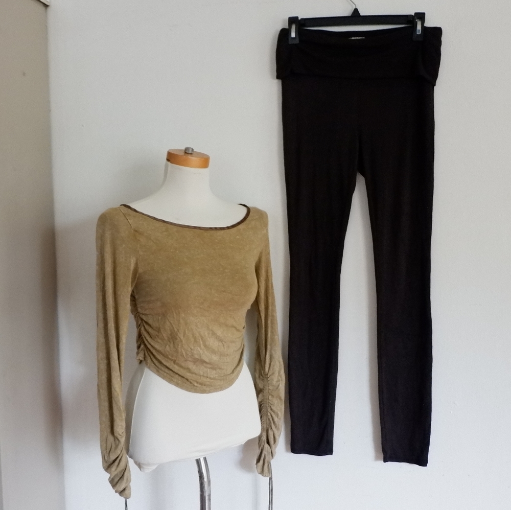 2pc Free People  Intimately Crop Top & Ribbed Legging Set